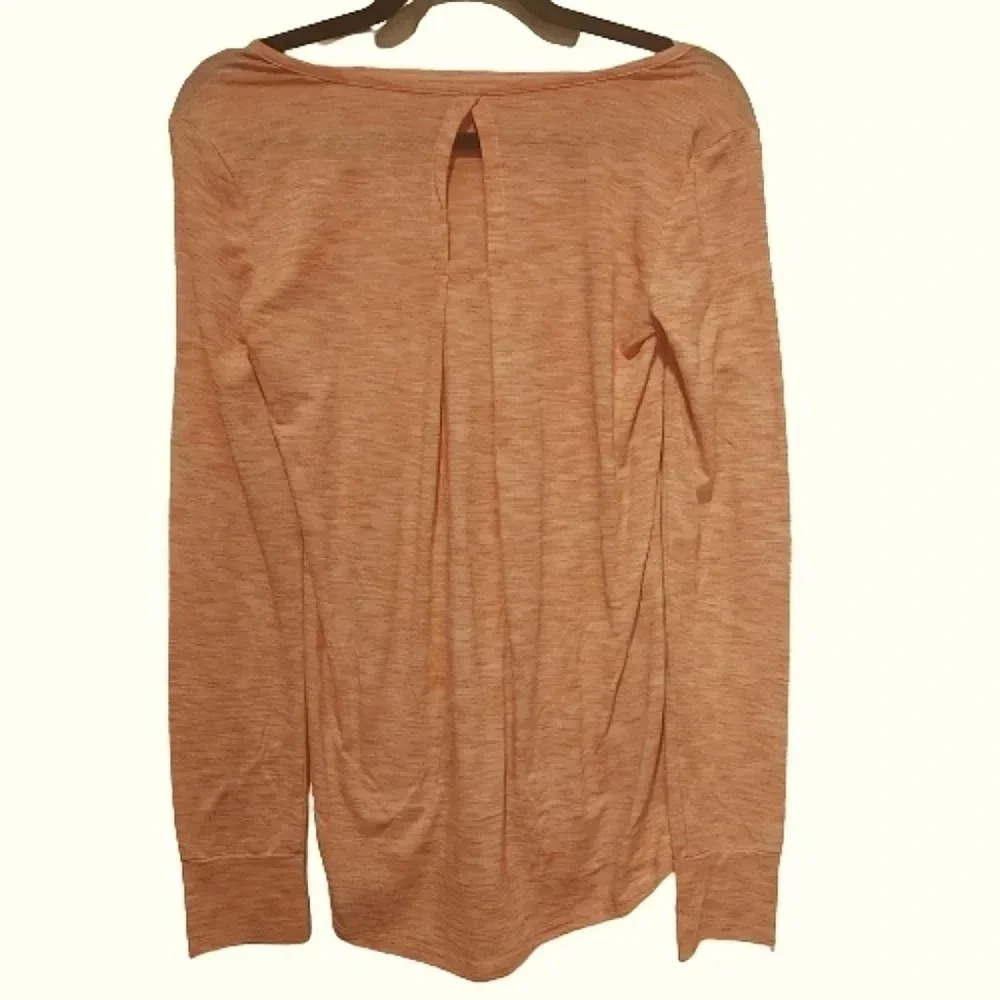 NWOT Champion peach longsleeve athletic top with cutout back Size XL (14-16) Jr. - Picture 2 of 6